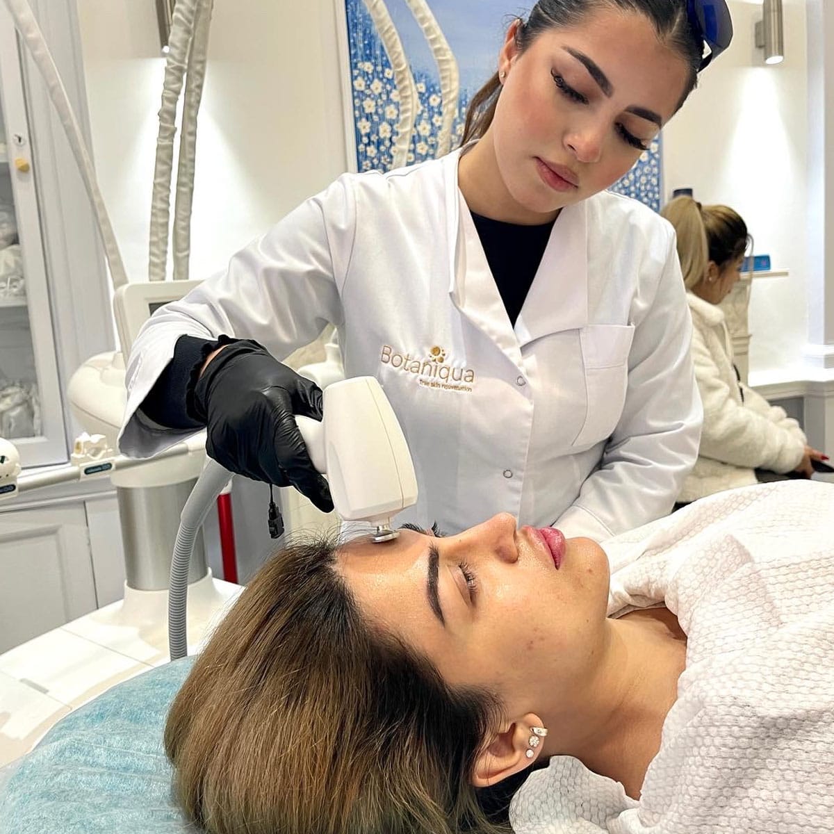 Botaniqua Clinic Harley Street photo 4