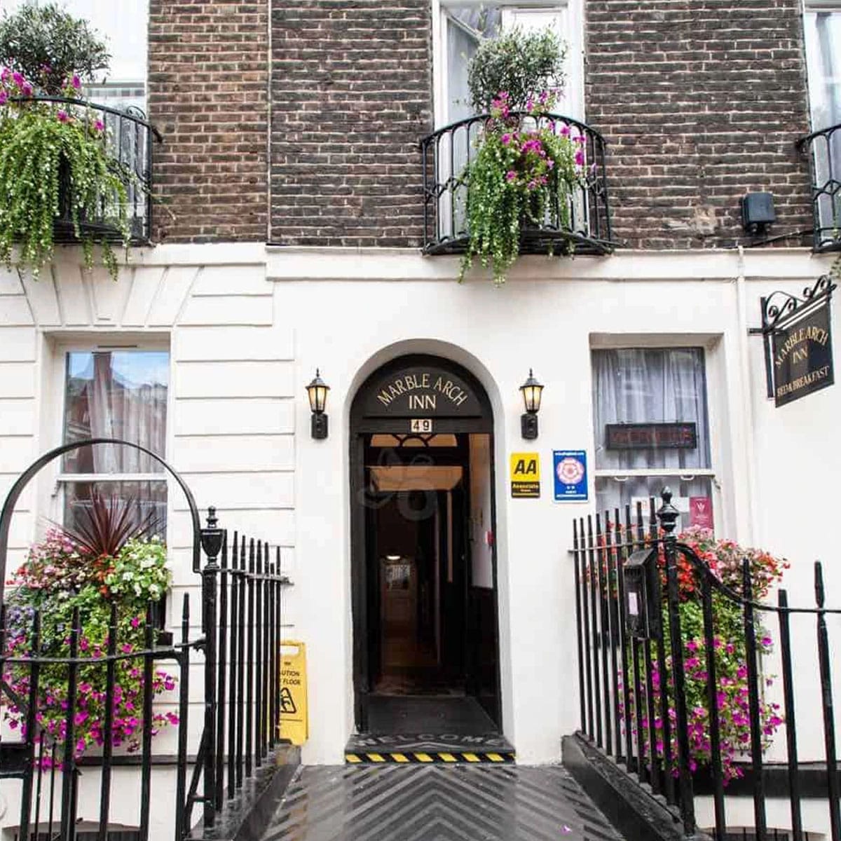 Marble Arch Inn