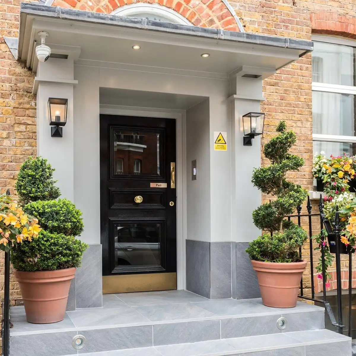 Blandford Hotel