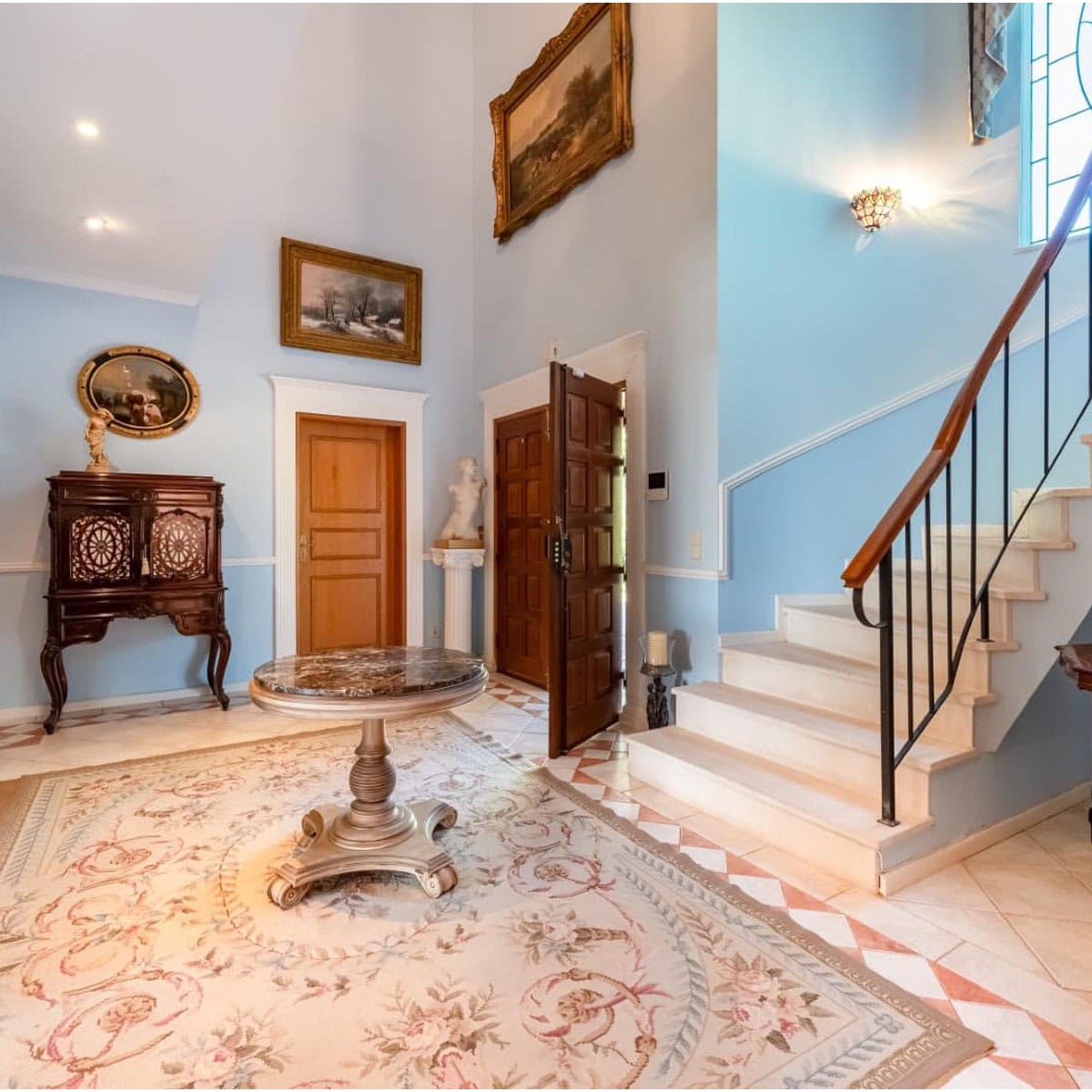 Mayfair International Realty — photo 2