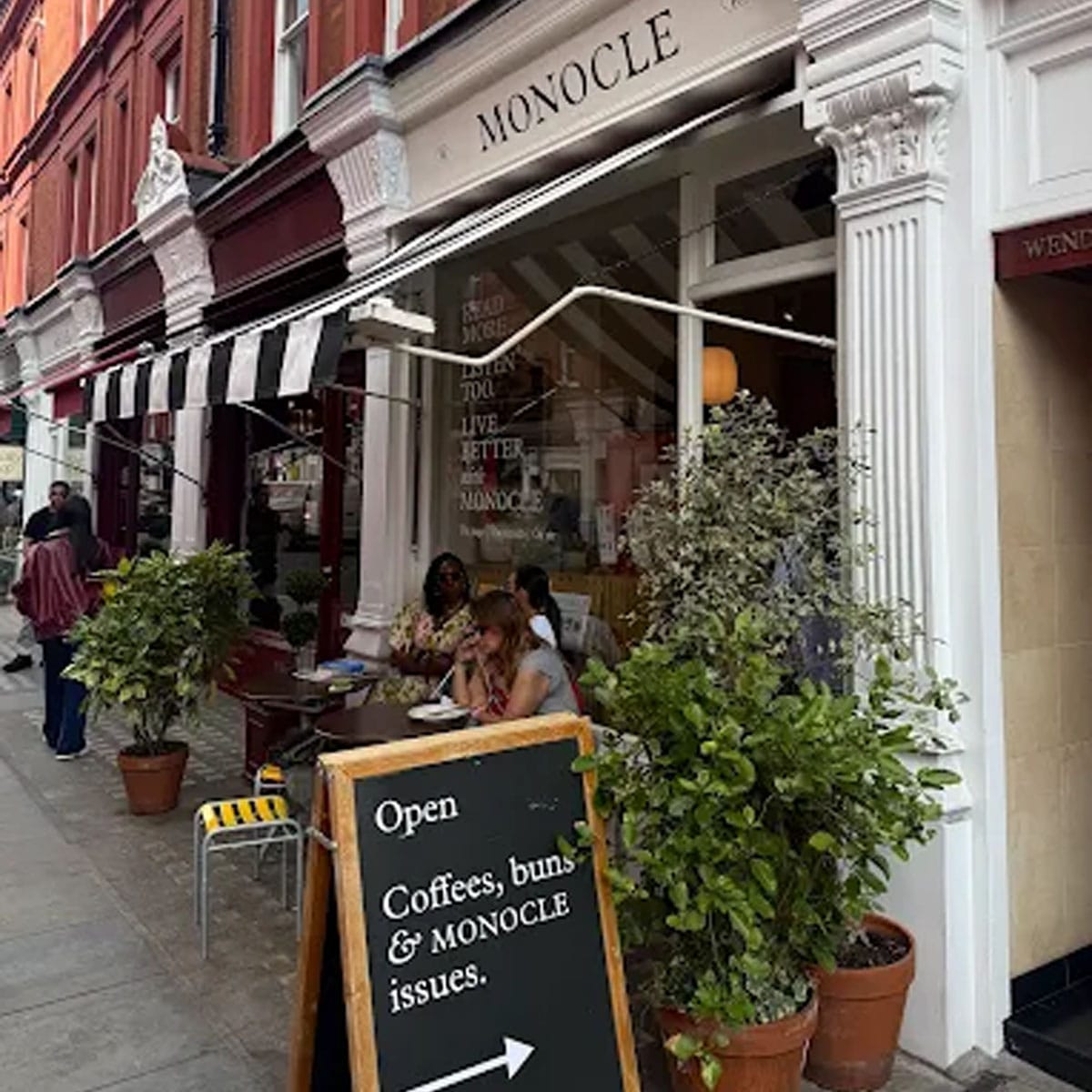 The Monocle Café