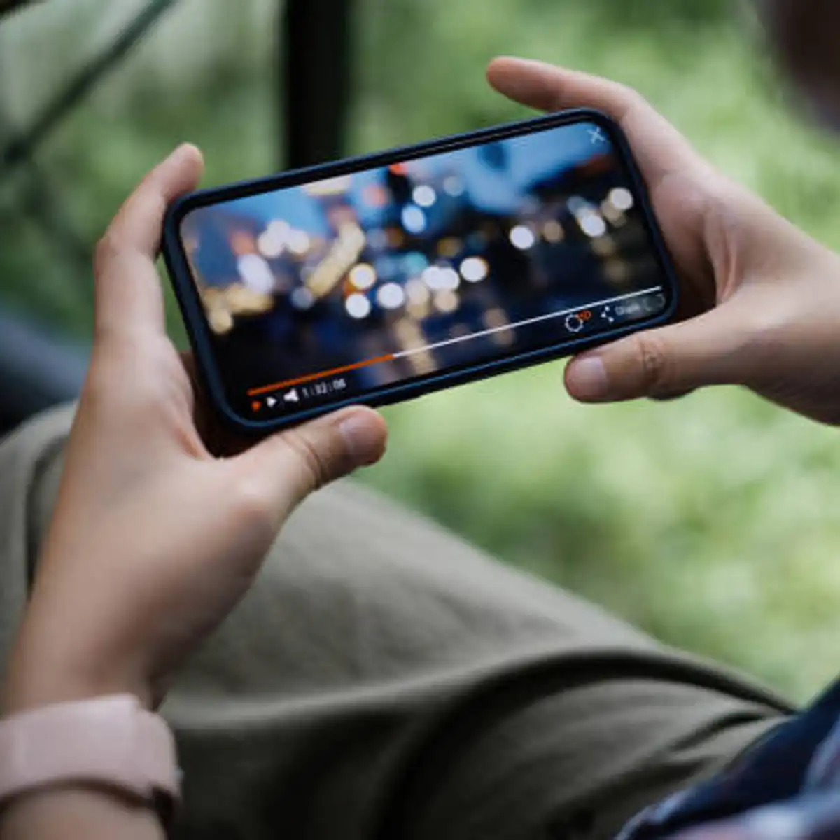 online entertainment for Londoners, streaming shows, online gaming