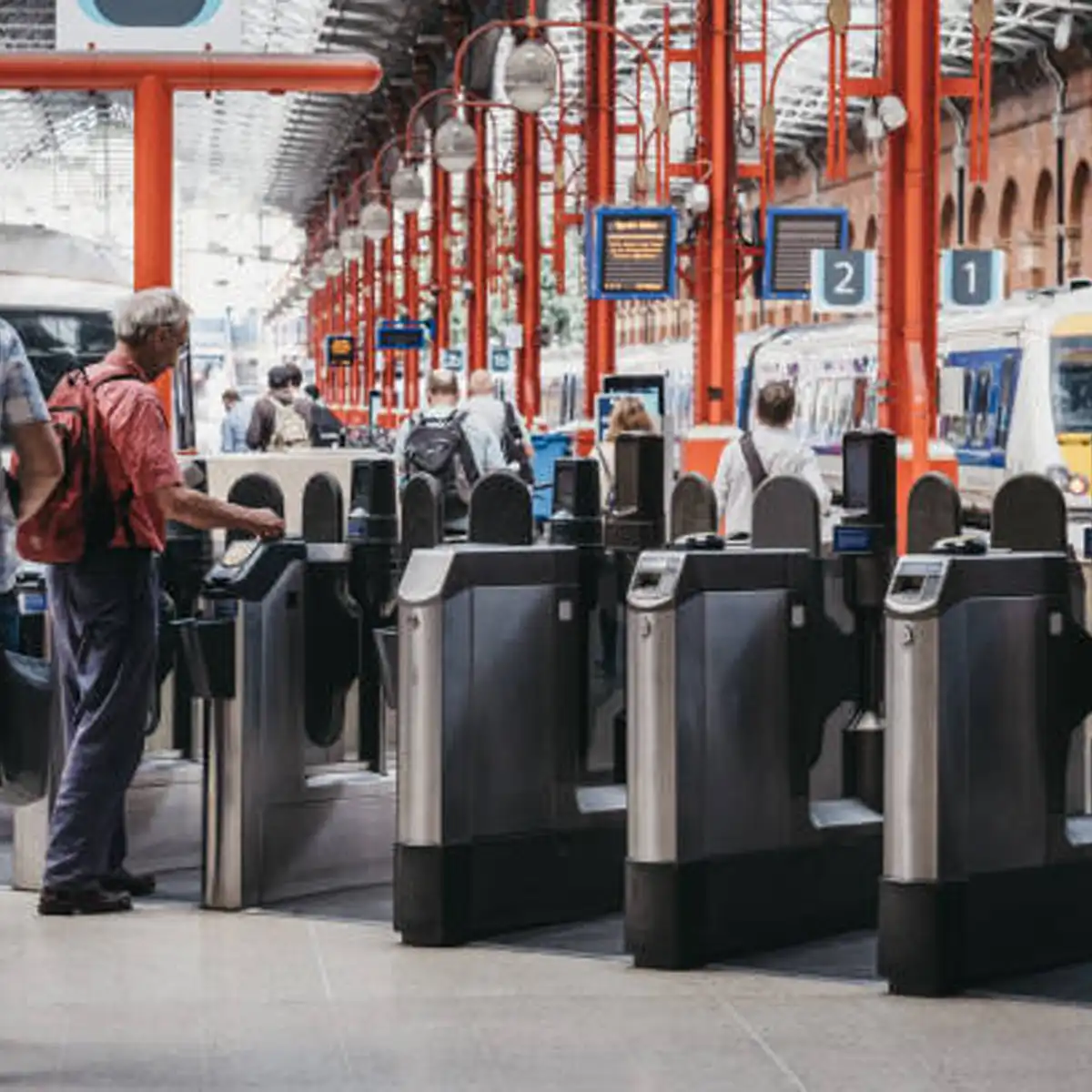 marylebone station, chiltern railways, london rail
